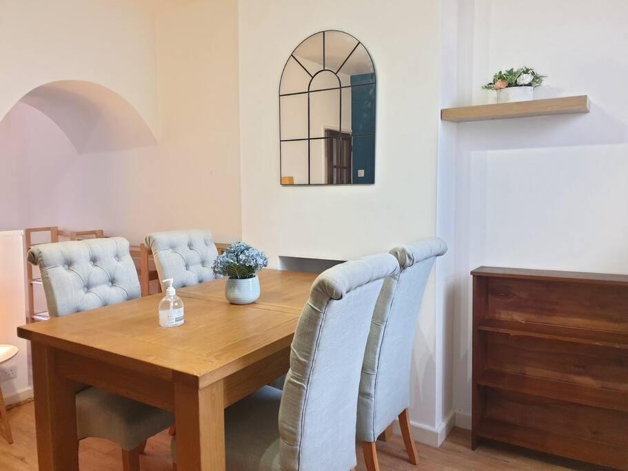 City Townhouse Close To Cafes And Restaurants NWI Dış mekan fotoğraf